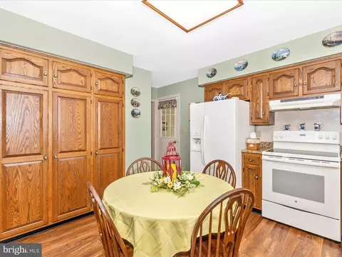 Kitchen - 12720 Spickler Rd, Clear Spring, MD 21722 photo 3 of 4
