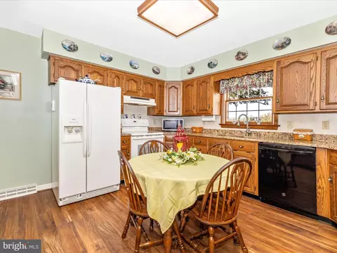 Kitchen - 12720 Spickler Rd, Clear Spring, MD 21722 photo 4 of 4