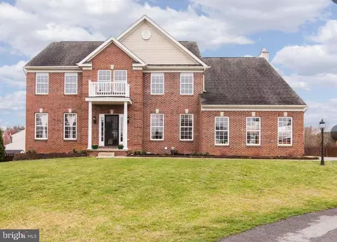 4 Bunny Ln, Keedysville, MD 21756
