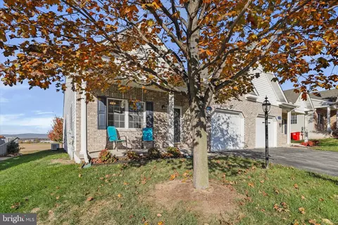 14220 Shelby Cir, Hagerstown, MD 21740