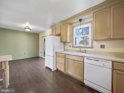 Kitchen - 104 Rebeccas Ct, Smithsburg, MD 21783 photo 1 of 2