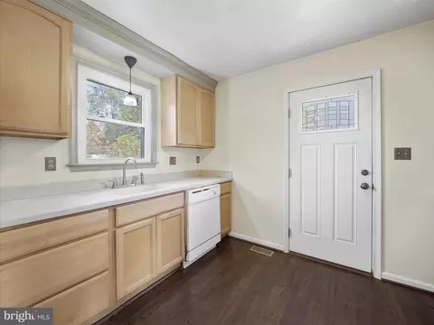 Entry Way - 104 Rebeccas Ct, Smithsburg, MD 21783 photo 1 of 1