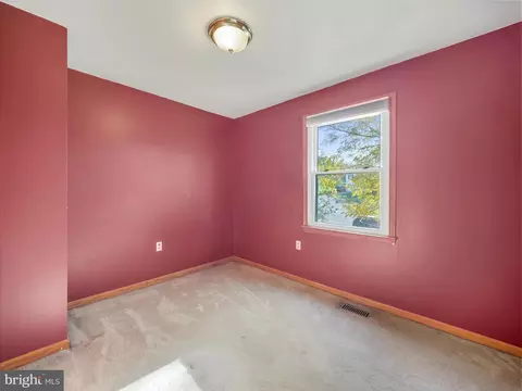 Bedroom - 104 Rebeccas Ct, Smithsburg, MD 21783 photo 3 of 7