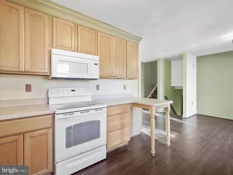 Kitchen - 104 Rebeccas Ct, Smithsburg, MD 21783 photo 2 of 2