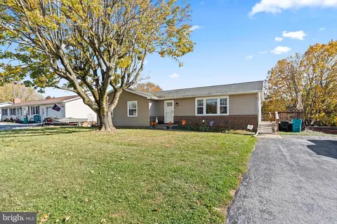 302 Maple Ave, Boonsboro, MD 21713