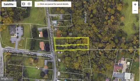 544 Antietam Dr, Hagerstown, MD 21742