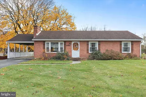 18531 Kent Ave, Hagerstown, MD 21740