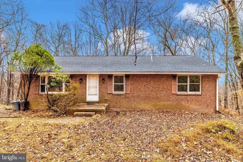 1509 Brown Rd, Knoxville, MD 21758
