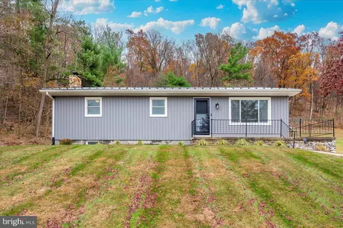Exterior - 14519 Edgemont Rd, Smithsburg, MD 21783 photo 11 of 12