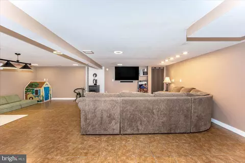 Other - 14519 Edgemont Rd, Smithsburg, MD 21783 photo 10 of 26