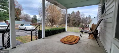 Exterior - 221 Devonshire Rd, Hagerstown, MD 21740 photo 2 of 7