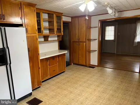 Other - 25447 Cascade Rd, Cascade, MD 21719 photo 7 of 10