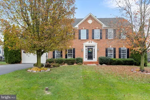 13433 John Martin Dr, Williamsport, MD 21795