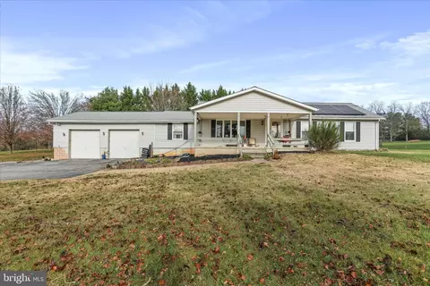 6937 Tommytown Rd, Sharpsburg, MD 21782