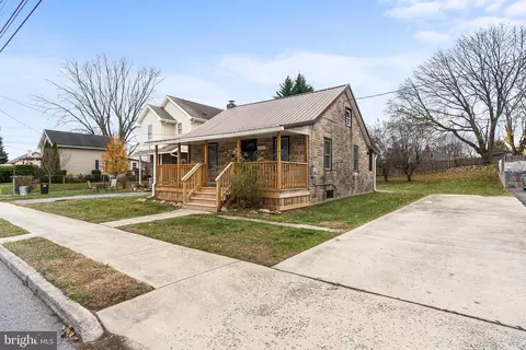 1027 Florida Ave, Hagerstown, MD 21740