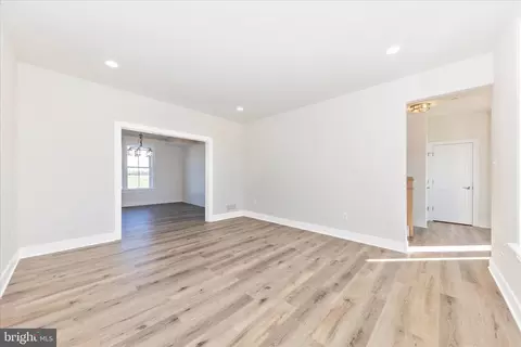 Living - 11705 Ashton Rd, Clear Spring, MD 21722 photo 3 of 6