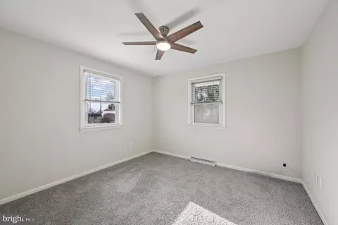 Bedroom - 11936 Comanche Dr, Smithsburg, MD 21783 photo 3 of 6