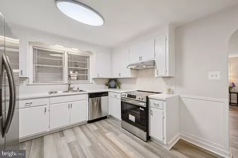 Kitchen - 11936 Comanche Dr, Smithsburg, MD 21783 photo 1 of 1
