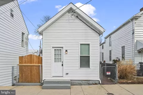 432 Cook St, Hagerstown, MD 21740