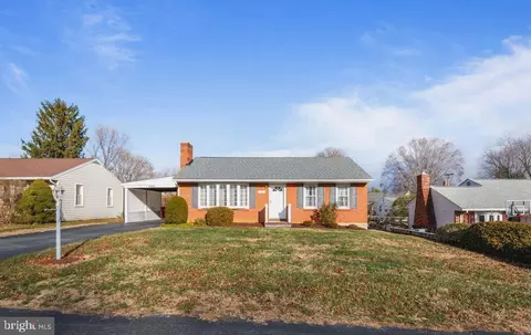 11319 Manse Rd, Hagerstown, MD 21740