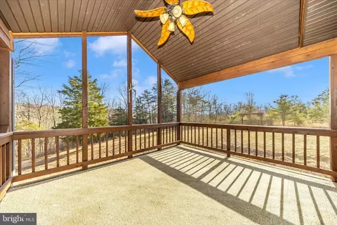 Exterior - 14013 Maple Rdg, Hancock, MD 21750 photo 3 of 17