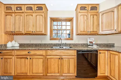 Kitchen - 14013 Maple Rdg, Hancock, MD 21750 photo 6 of 9