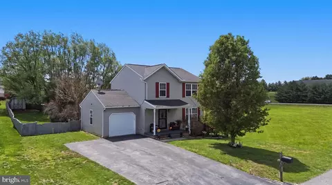 18813 Diller Dr, Hagerstown, MD 21742
