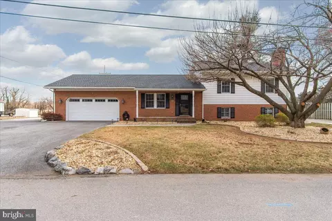 11 Funkstown Rd, Hagerstown, MD 21740