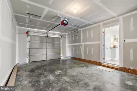 Entry Way - 322 Lanafield Cir, Boonsboro, MD 21713 photo 3 of 3