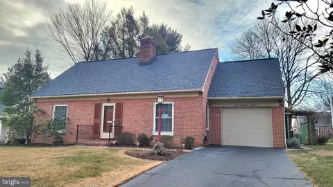117 Calvert Ter, Hagerstown, MD 21742