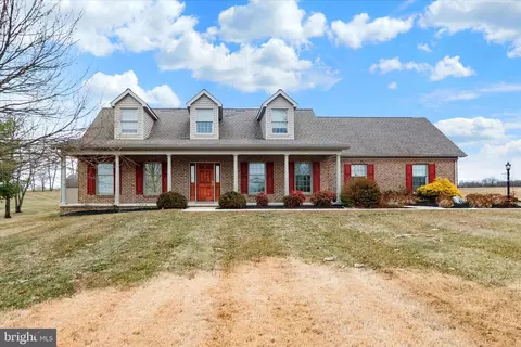 13323 Maugansville Rd, Hagerstown, MD 21740