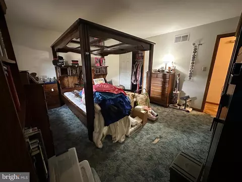 Bedroom - 12103 Itnyre Rd, Smithsburg, MD 21783 photo 2 of 4