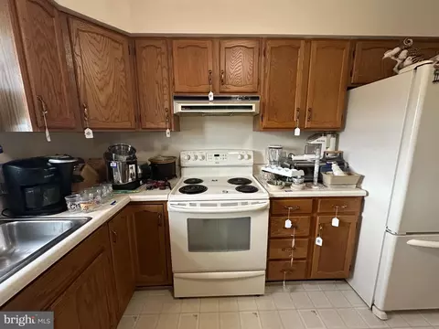 Kitchen - 12103 Itnyre Rd, Smithsburg, MD 21783 photo 4 of 4