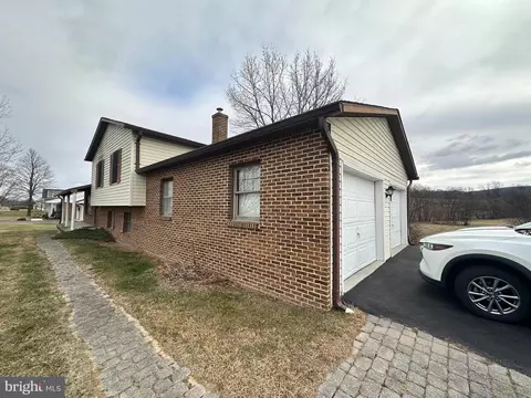 Exterior - 12103 Itnyre Rd, Smithsburg, MD 21783 photo 6 of 14