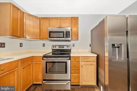 Kitchen - 103 Rebeccas Ct, Smithsburg, MD 21783 photo 3 of 3