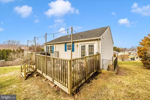 Exterior - 103 Rebeccas Ct, Smithsburg, MD 21783 photo 4 of 8