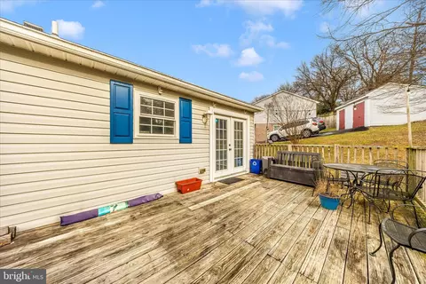 Exterior - 103 Rebeccas Ct, Smithsburg, MD 21783 photo 6 of 8