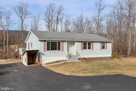 24744 Raven Rock Rd, Smithsburg, MD 21783