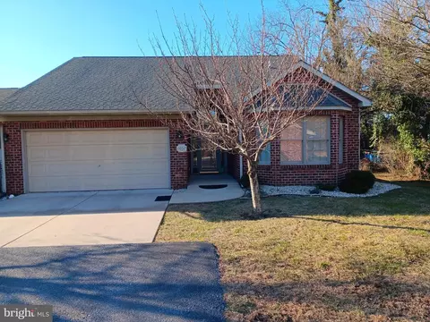 1057 Matthew Ct, Hagerstown, MD 21742