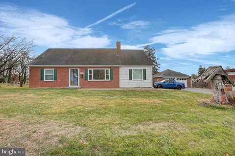 128 E Potomac St, Williamsport, MD 21795