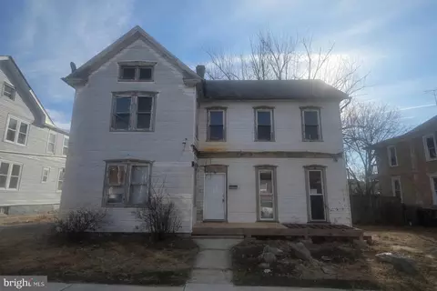418 Mcdowell Ave, Hagerstown, MD 21740