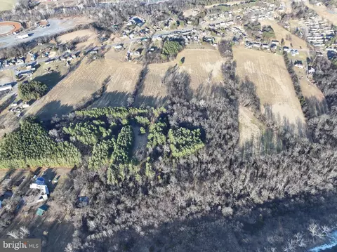 Walnut Point W, Hagerstown, MD 21740