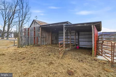 Other - 25210 Cascade Rd, Cascade, MD 21719 photo 4 of 29