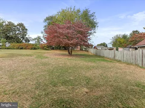 Exterior - 325 Devonshire Rd, Hagerstown, MD 21740 photo 5 of 5