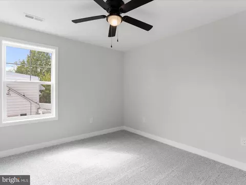 Bedroom - 325 Devonshire Rd, Hagerstown, MD 21740 photo 3 of 5