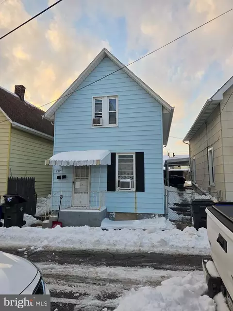 217 James St, Hagerstown, MD 21740