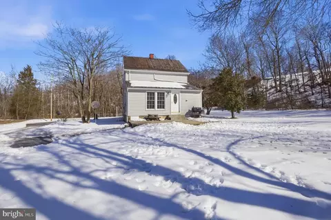 Exterior - 23453 Fruit Tree Dr, Smithsburg, MD 21783 photo 4 of 5