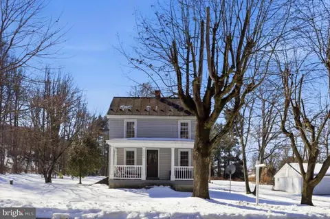 Exterior - 23453 Fruit Tree Dr, Smithsburg, MD 21783 photo 2 of 5