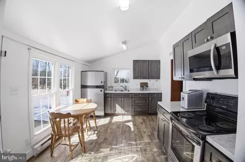 Kitchen - 23453 Fruit Tree Dr, Smithsburg, MD 21783 photo 2 of 2