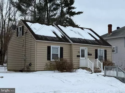 17521 Lexington Ave, Hagerstown, MD 21740